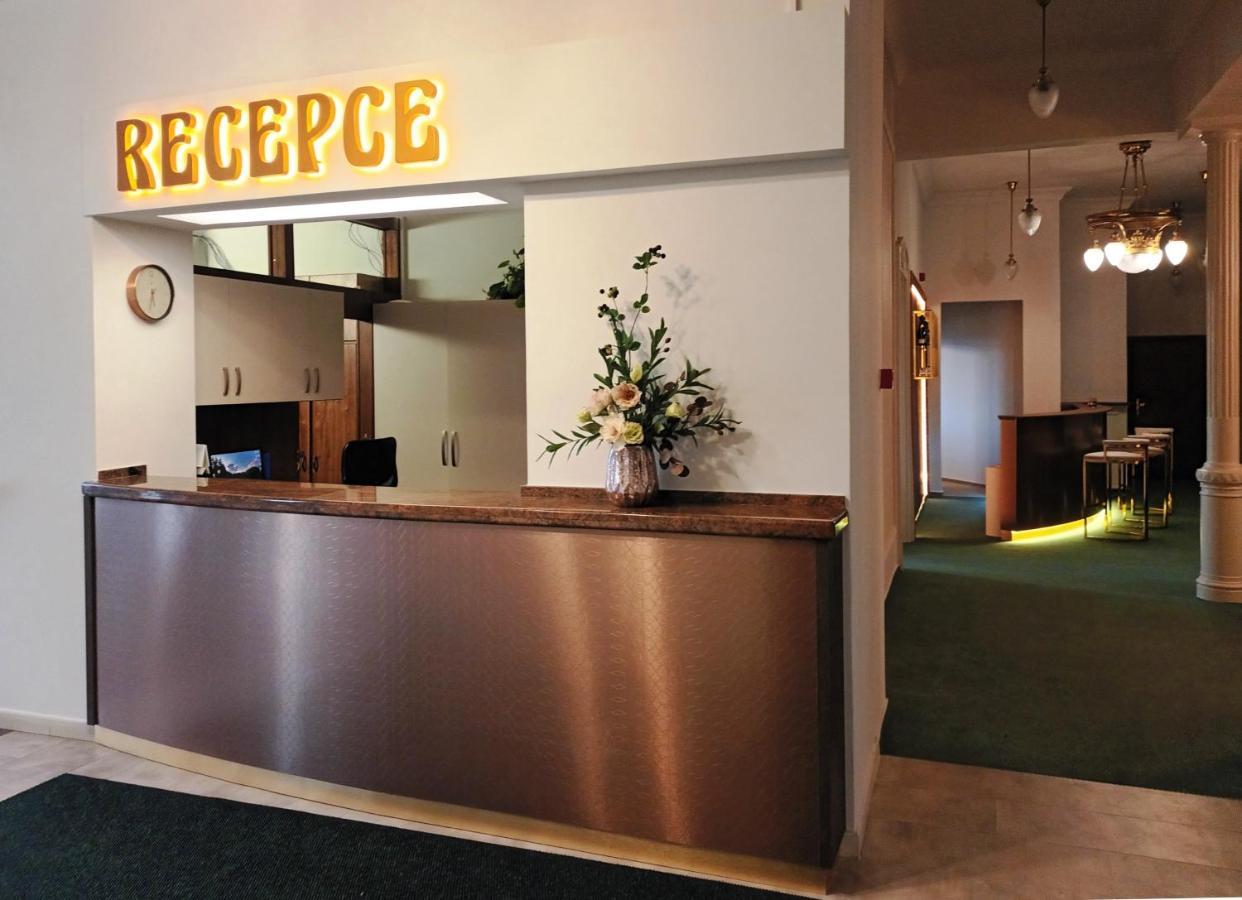 Hotel Maxim Mariánské Lázně Εξωτερικό φωτογραφία