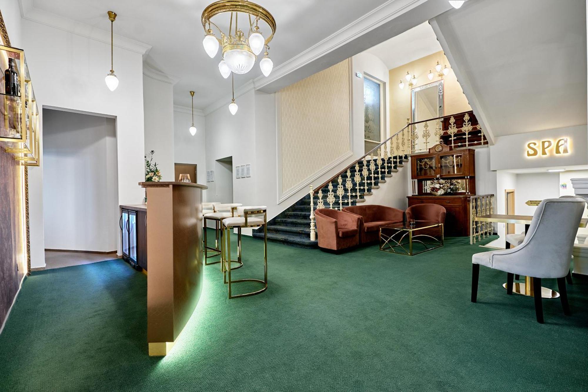 Hotel Maxim Mariánské Lázně Εξωτερικό φωτογραφία